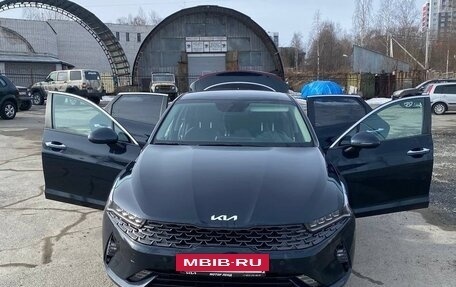 KIA K5, 2021 год, 2 300 000 рублей, 4 фотография