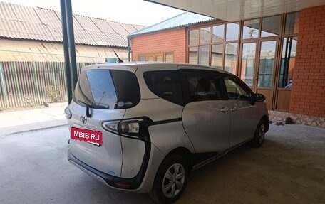 Toyota Sienta II, 2019 год, 2 000 000 рублей, 9 фотография