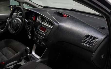 KIA cee'd III, 2013 год, 820 000 рублей, 14 фотография