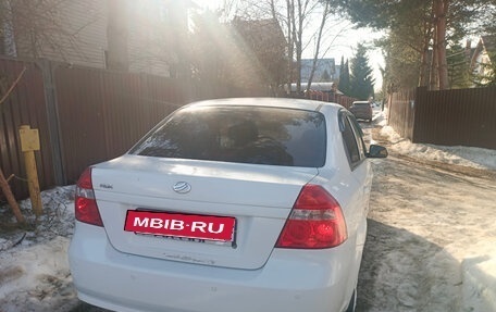 ЗАЗ Vida, 2012 год, 370 000 рублей, 3 фотография