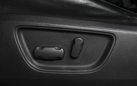 Mitsubishi Pajero Sport III рестайлинг, 2016 год, 3 070 000 рублей, 14 фотография