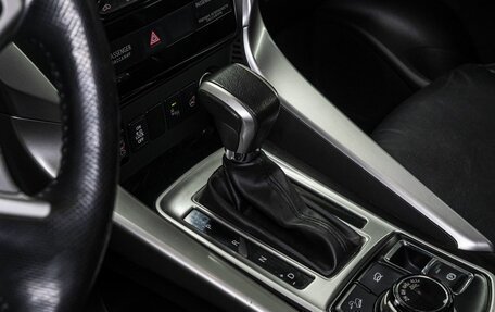 Mitsubishi Pajero Sport III рестайлинг, 2016 год, 3 070 000 рублей, 24 фотография