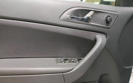 Skoda Yeti I рестайлинг, 2013 год, 1 112 000 рублей, 19 фотография