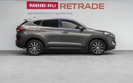 Hyundai Tucson III, 2018 год, 1 999 000 рублей, 5 фотография