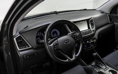 Hyundai Tucson III, 2018 год, 1 999 000 рублей, 10 фотография