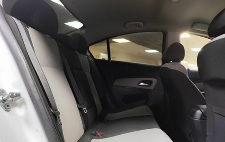 Chevrolet Cruze II, 2013 год, 594 000 рублей, 13 фотография