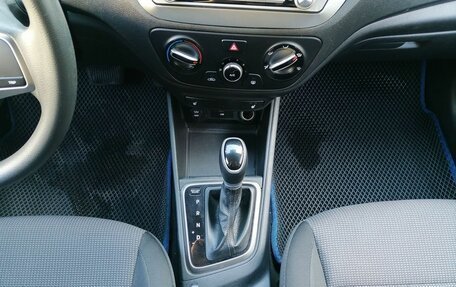 Hyundai Solaris II рестайлинг, 2020 год, 1 300 000 рублей, 12 фотография