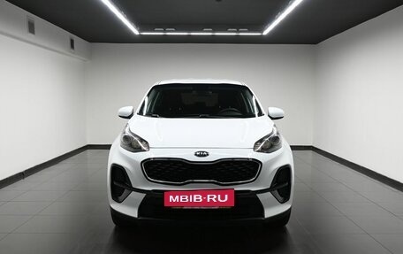 KIA Sportage IV рестайлинг, 2019 год, 1 825 000 рублей, 3 фотография