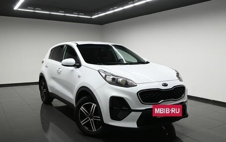 KIA Sportage IV рестайлинг, 2019 год, 1 825 000 рублей, 5 фотография