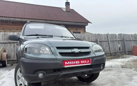 Chevrolet Niva I рестайлинг, 2010 год, 500 000 рублей, 1 фотография