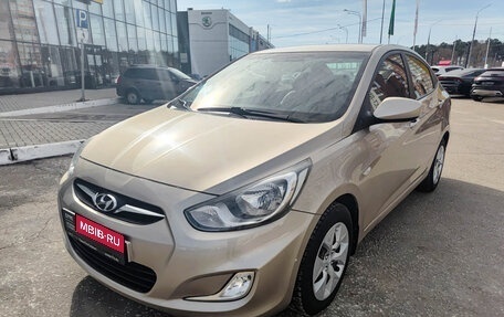 Hyundai Solaris II рестайлинг, 2011 год, 885 000 рублей, 1 фотография