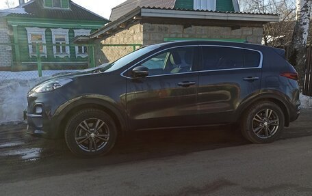 KIA Sportage IV рестайлинг, 2020 год, 2 350 000 рублей, 4 фотография