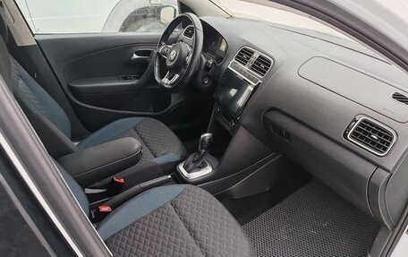 Volkswagen Polo VI (EU Market), 2019 год, 1 300 000 рублей, 6 фотография