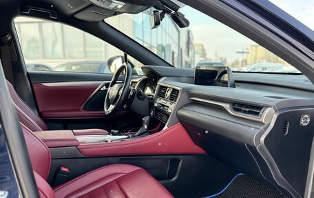 Lexus RX IV рестайлинг, 2017 год, 4 250 000 рублей, 7 фотография