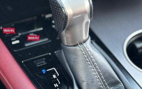 Lexus RX IV рестайлинг, 2017 год, 4 250 000 рублей, 21 фотография