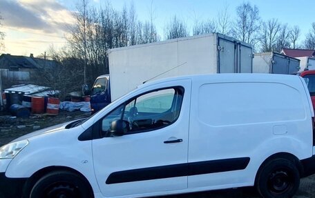 Peugeot Partner II рестайлинг 2, 2012 год, 580 000 рублей, 2 фотография