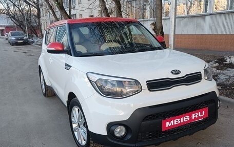 KIA Soul II рестайлинг, 2019 год, 1 750 000 рублей, 2 фотография