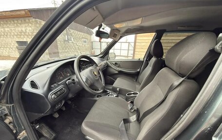 Chevrolet Niva I рестайлинг, 2010 год, 500 000 рублей, 4 фотография