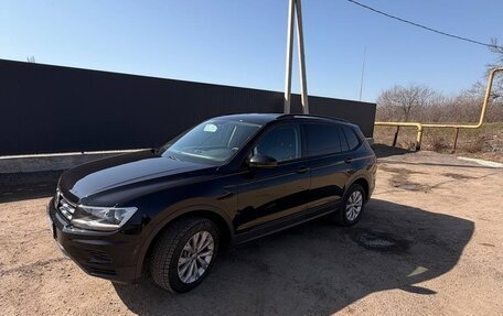Volkswagen Tiguan II, 2020 год, 2 350 000 рублей, 14 фотография