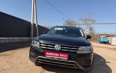 Volkswagen Tiguan II, 2020 год, 2 350 000 рублей, 6 фотография