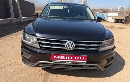 Volkswagen Tiguan II, 2020 год, 2 350 000 рублей, 4 фотография