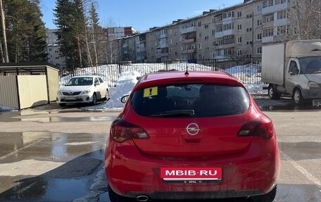 Opel Astra J, 2012 год, 550 000 рублей, 3 фотография