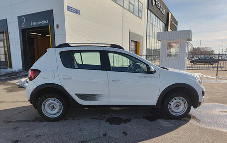 Renault Sandero II рестайлинг, 2018 год, 1 265 000 рублей, 5 фотография