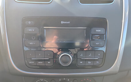 Renault Sandero II рестайлинг, 2018 год, 1 265 000 рублей, 18 фотография