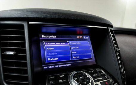 Infiniti QX70, 2015 год, 3 450 000 рублей, 23 фотография