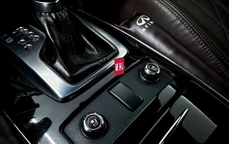 Infiniti QX70, 2015 год, 3 450 000 рублей, 27 фотография