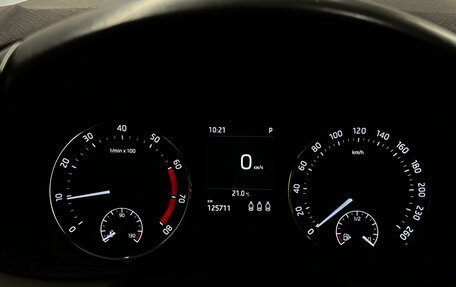 Skoda Octavia IV, 2021 год, 1 999 000 рублей, 9 фотография