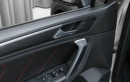 Volkswagen Tiguan II, 2021 год, 3 690 000 рублей, 17 фотография