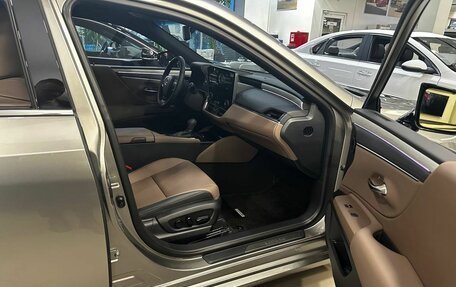 Lexus ES VII, 2025 год, 6 250 000 рублей, 11 фотография