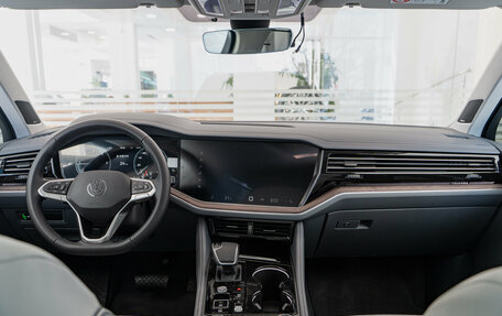 Volkswagen Touareg III, 2025 год, 12 200 000 рублей, 10 фотография