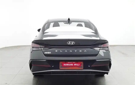 Hyundai Elantra, 2025 год, 1 580 000 рублей, 4 фотография