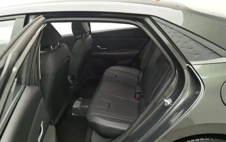 Hyundai Elantra, 2025 год, 1 580 000 рублей, 15 фотография