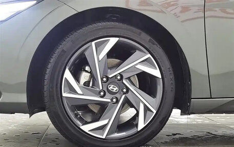 Hyundai Elantra, 2025 год, 1 580 000 рублей, 17 фотография