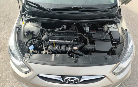 Hyundai Solaris II рестайлинг, 2011 год, 885 000 рублей, 9 фотография