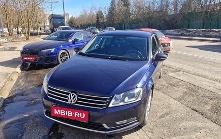 Volkswagen Passat B7, 2013 год, 1 100 000 рублей, 1 фотография