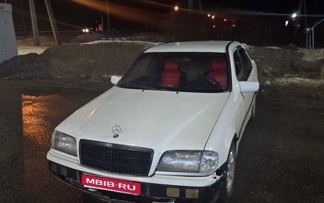 Mercedes-Benz C-Класс, 1994 год, 230 000 рублей, 1 фотография