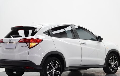 Honda Vezel, 2022 год, 1 386 000 рублей, 2 фотография