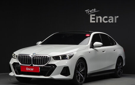 BMW 5 серия, 2025 год, 8 950 000 рублей, 1 фотография