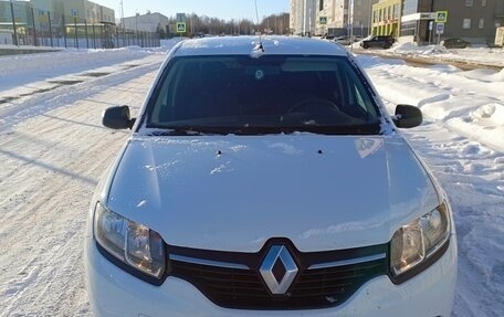 Renault Logan II, 2016 год, 825 000 рублей, 1 фотография