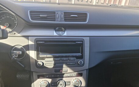 Volkswagen Passat B7, 2013 год, 1 100 000 рублей, 11 фотография