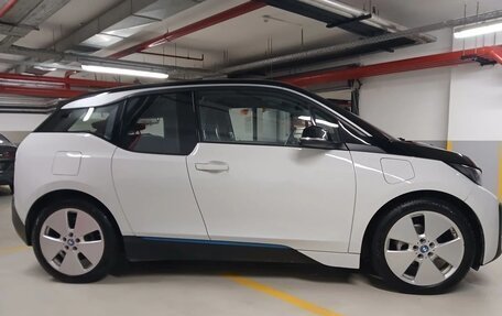 BMW i3 I01 рестайлинг, 2018 год, 1 900 000 рублей, 6 фотография
