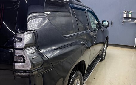 Toyota Land Cruiser Prado 150 рестайлинг 2, 2019 год, 5 300 000 рублей, 8 фотография