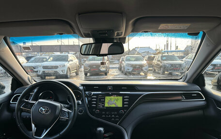 Toyota Camry, 2019 год, 2 930 000 рублей, 2 фотография