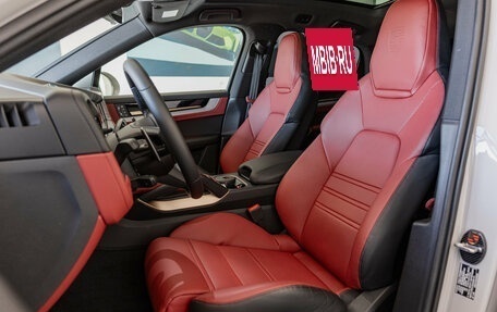 Porsche Cayenne III, 2024 год, 20 990 000 рублей, 18 фотография