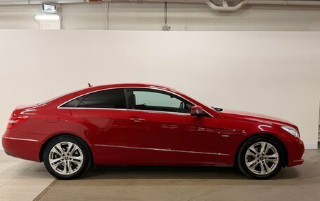 Mercedes-Benz E-Класс, 2011 год, 1 450 000 рублей, 3 фотография