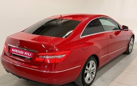 Mercedes-Benz E-Класс, 2011 год, 1 450 000 рублей, 5 фотография